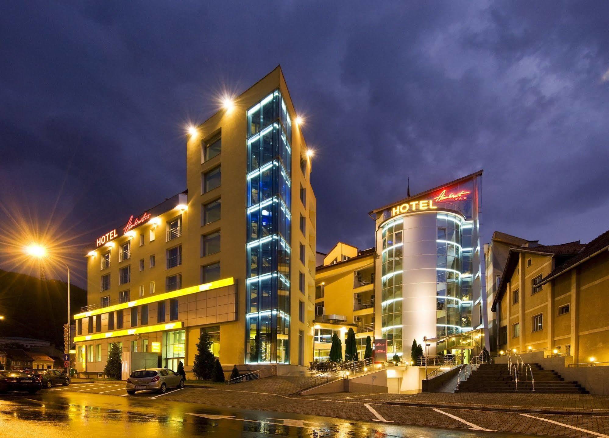 Hotel Ambient Брашов Экстерьер фото